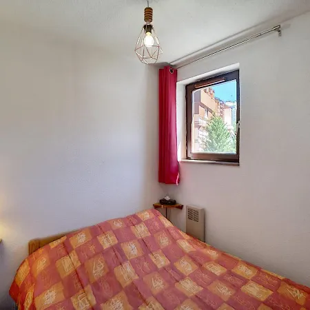 Les Menuires: 3 Pieces, 5 Pers, 30m², Aux Pieds - Fr-1-178-179
