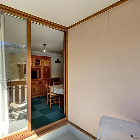 Les Menuires: 3 Pieces, 5 Pers, 30m², Aux Pieds - Fr-1-178-179 سان-مارتن-دي-بيفيل